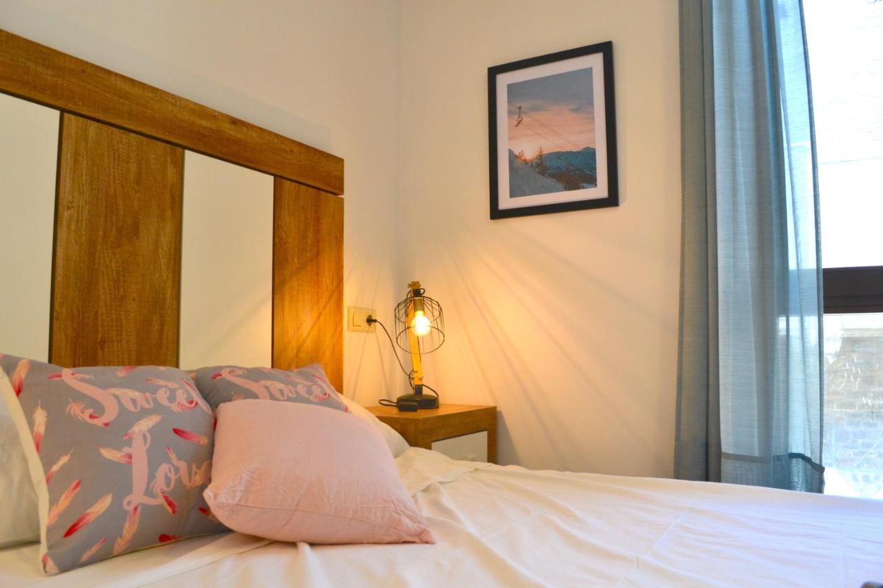 Modern Apartament De Muntanya Amb Llar De Foc By Rural D'Aneu Esterri d'Àneu Kültér fotó